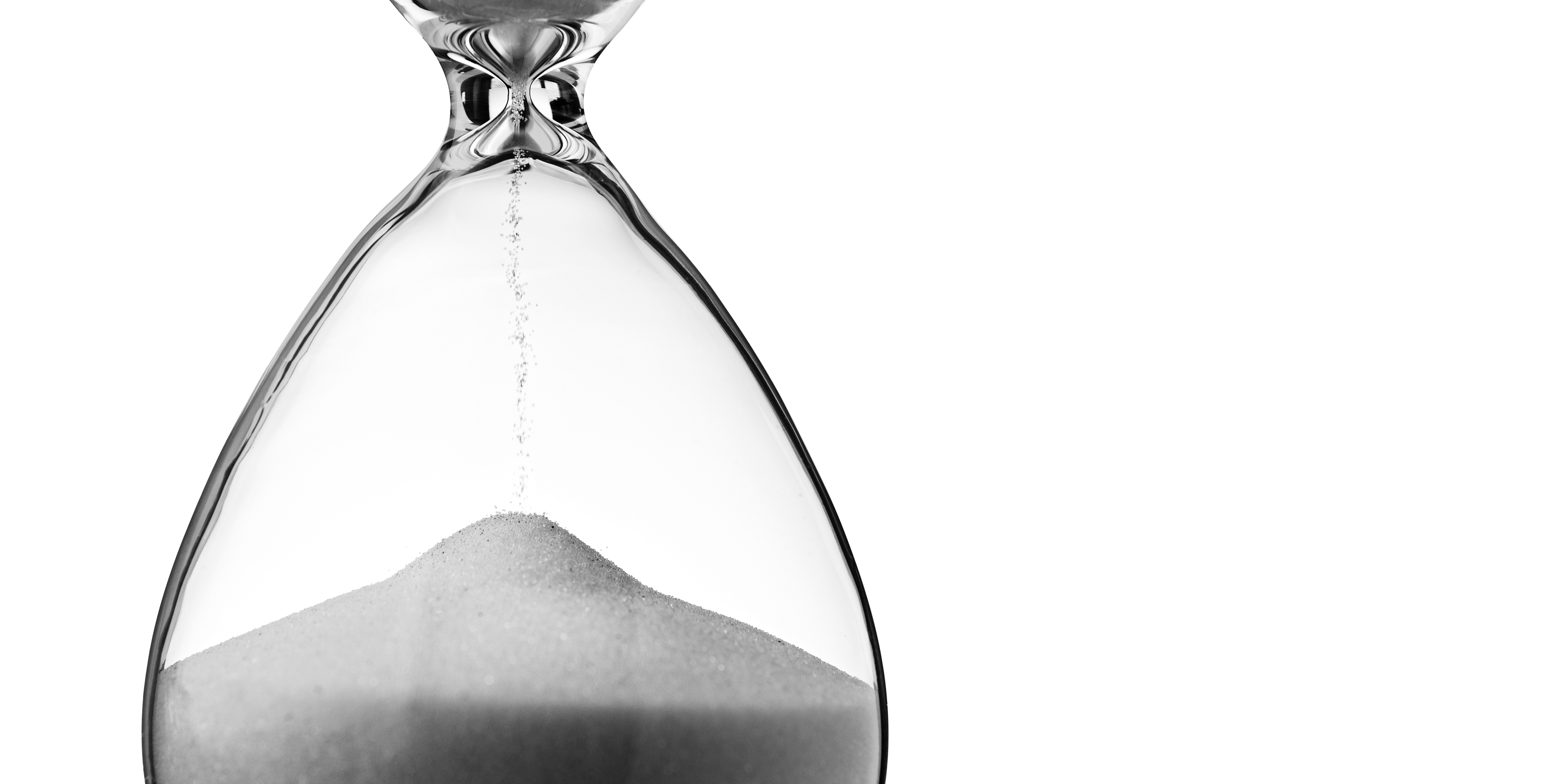 Hourglass representing accelerated timelines
